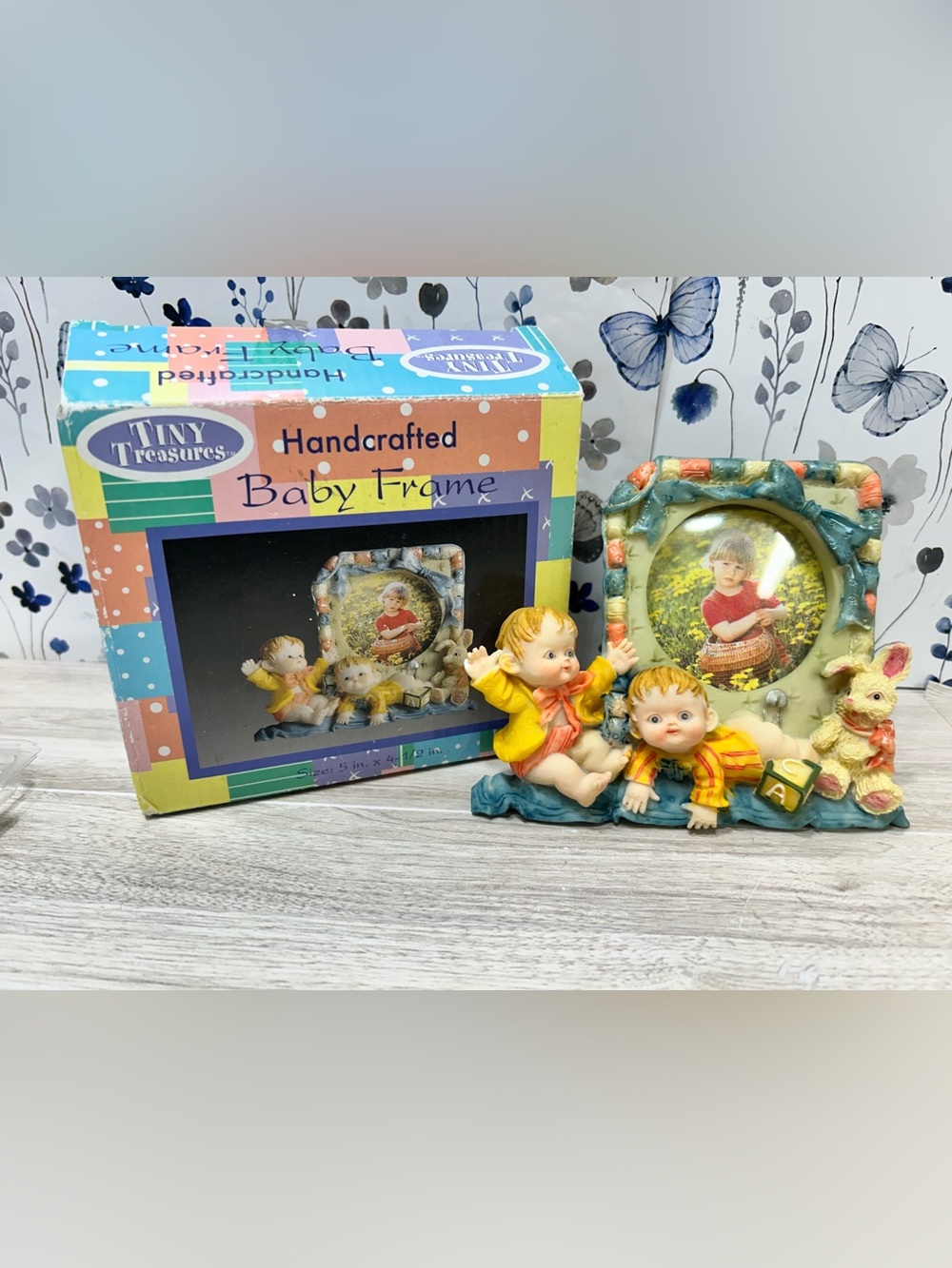 Tiny Treasures Baby Bunny Polyresin Picture Frame Original Box